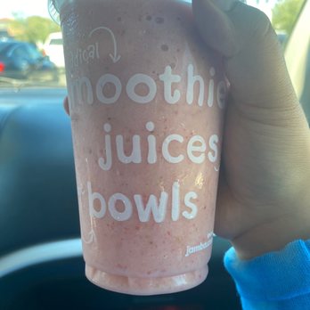 Jamba - Strawberries Wild - Juice Bars & Smoothies Near Me - Federal Way, Washington