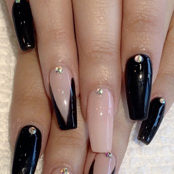 Pink Polish - Nail Salons Near Me - Ruston, Washington