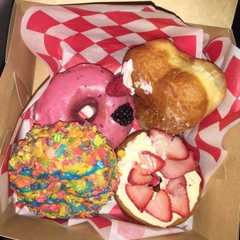 Diablo Doughnuts - Creme brûlée stuffed doughnut , berry lime , strawberry shortcake, unicorn fart, Absolutely delicious , creative and amazing. - Donuts Near Me - Baltimore, Maryland