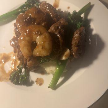 Peninsula Prime - steak and shrimp - Steakhouses Near Me - Cornelius, North Carolina