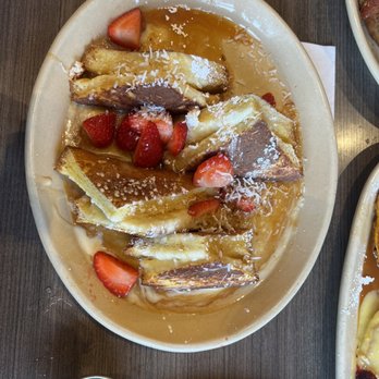 Snooze, an A.M. Eatery - OMG French toast - Breakfast & Brunch Near Me - Addison, Texas