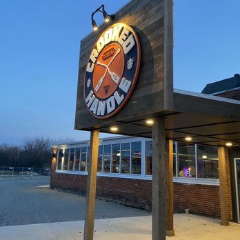 Crooked Handle Brewing Piqua - Restaurant front - Brewpubs Near Me - Piqua, Ohio