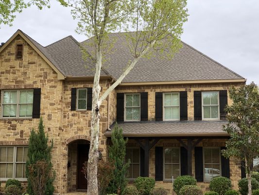 Canac Roofing & Construction Logo