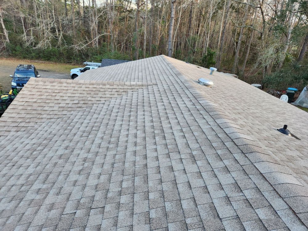 Slide of Donnie Long Roofing