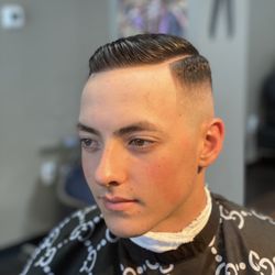 Mike's Barber Shop | Porter - Comb Over