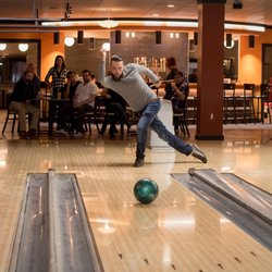 Eats and Crafts - Bowling, laser tag, great food and fun in Troy, MI.