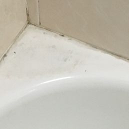 How I found the tub on move in! It's quite the welcome mat! How I found the tub on move in! It's quite the welcome mat!