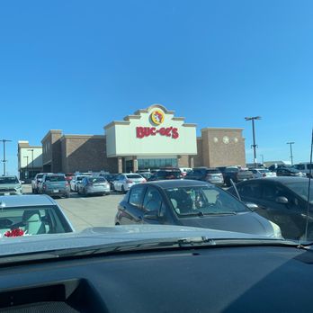 Buc-ee's - 35 minute drive to this gas station! - Gas Stations Near Me - New Braunfels, Texas