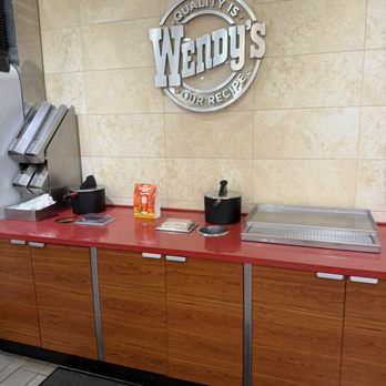 Wendy's - Fast Food Near Me - Wahiawa, Hawaii Wendy's - Fast Food Near Me - Wahiawa, Hawaii