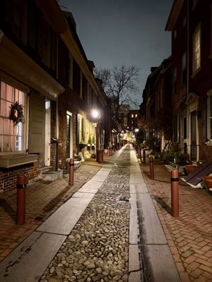 126 Elfreth's Alley by null