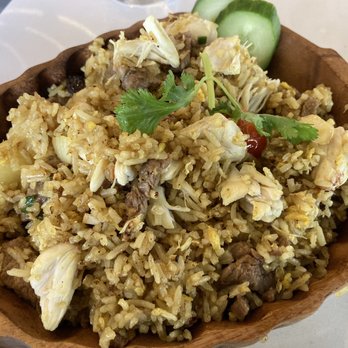 Tiki Thai - Pineapple fried rice with beef and crab meat (game changer)!!!! - Tiki Bars Near Me - Reston, Virginia Tiki Thai - Pineapple fried rice with beef and crab meat (game changer)!!!! - Tiki Bars Near Me - Reston, Virginia