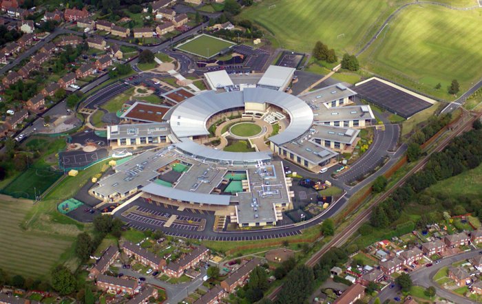 HADLEY LEARNING COMMUNITY PRIMARY PHASE Crescent Road, Hadley