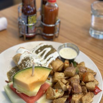 Breakfast Club- Biltmore - Chimmi's - Breakfast & Brunch Near Me - Phoenix, Arizona