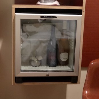 Glen Oaks Big Sur - Wine fridge - Hotels Near Me - Big Sur, California Glen Oaks Big Sur - Wine fridge - Hotels Near Me - Big Sur, California