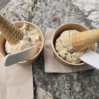Le Jardin exotique - Get delicious ice cream / gelato at Chez Alice in Eze village - Botanical Gardens Near Me - Èze, 06