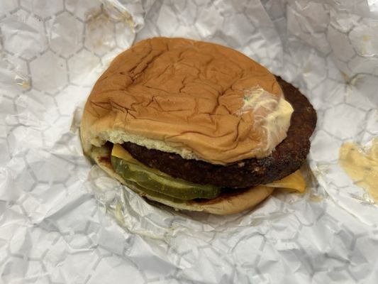 M Burger by null