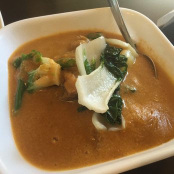 Neri's - Kare kare, meat was so tough-couldn't eat it - Filipino Near Me - Los Angeles, California