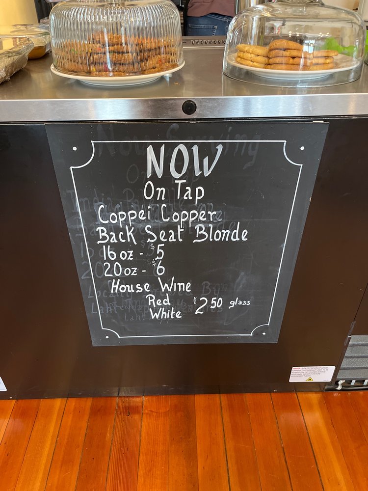 REBECCA’S LODGE Updated September 2024 211 Main St, Starbuck