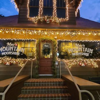 Maw's Mountain Moonshine - Mt Dora