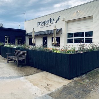 Prosperity Kitchen & Pantry - Pizza Near Me - Virginia Beach, Virginia