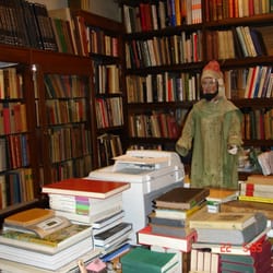 Antiquariat Hans Hammerstein - Ladenansicht innen