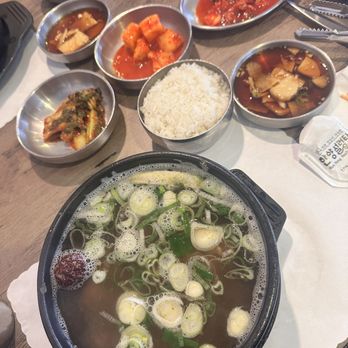 Han Yang - Galbi soup, rice, dipping sauce - Korean Near Me - Buena Park, California Han Yang - Galbi soup, rice, dipping sauce - Korean Near Me - Buena Park, California