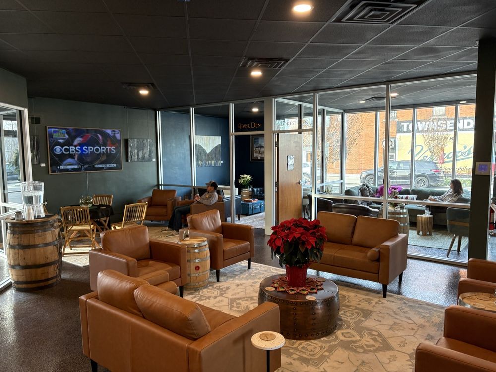 Adventure Spirits Distilling Logo