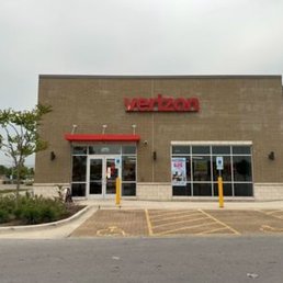 Exterior photo of Verizon - Cicero, Illinois Exterior photo of Verizon - Cicero, Illinois