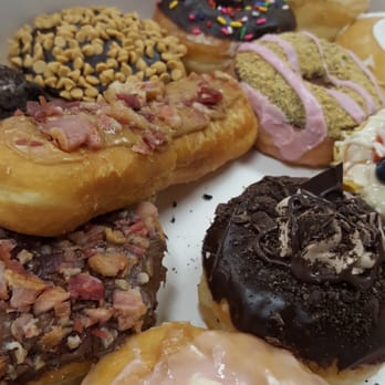 Mojo Donuts - Donuts Near Me - Pembroke Pines, Florida Mojo Donuts - Donuts Near Me - Pembroke Pines, Florida