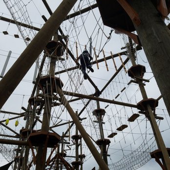 High Trek Adventures Seattle Zipline - Ziplining Near Me - Everett, Washington