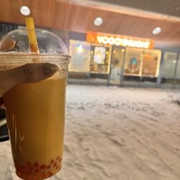 Cozy, family-friendly spot. Drinks are consistently well-made, cheerful, reliable place for a tasty boba treat!