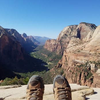 Angel's Landing - Sit back, relax, and enjoy the view! - Hiking Near Me - Springdale, Utah Angel's Landing - Sit back, relax, and enjoy the view! - Hiking Near Me - Springdale, Utah