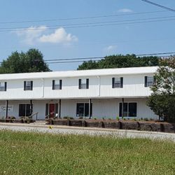Uncommonly Southern - Located on the edge of town a mile past Carolinas Hospital System!