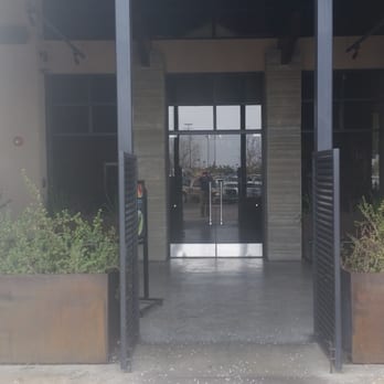 Yard House - New American Near Me - Palmdale, California