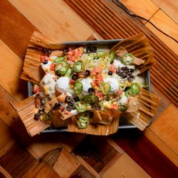 Hal & Mal's - Tamale nachos