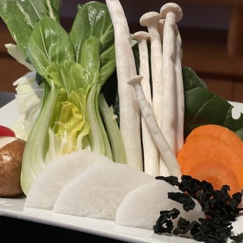 Kagayaki - Everyone gets a nice big plate of veg to cook - Japanese Near Me - Montreal, Quebec Kagayaki - Everyone gets a nice big plate of veg to cook - Japanese Near Me - Montreal, Quebec