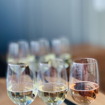 LouVino - The Jennifer (wine flight) "May the bubbles always be in your favor" - Southern Near Me - Indianapolis, Indiana LouVino - The Jennifer (wine flight) "May the bubbles always be in your favor" - Southern Near Me - Indianapolis, Indiana