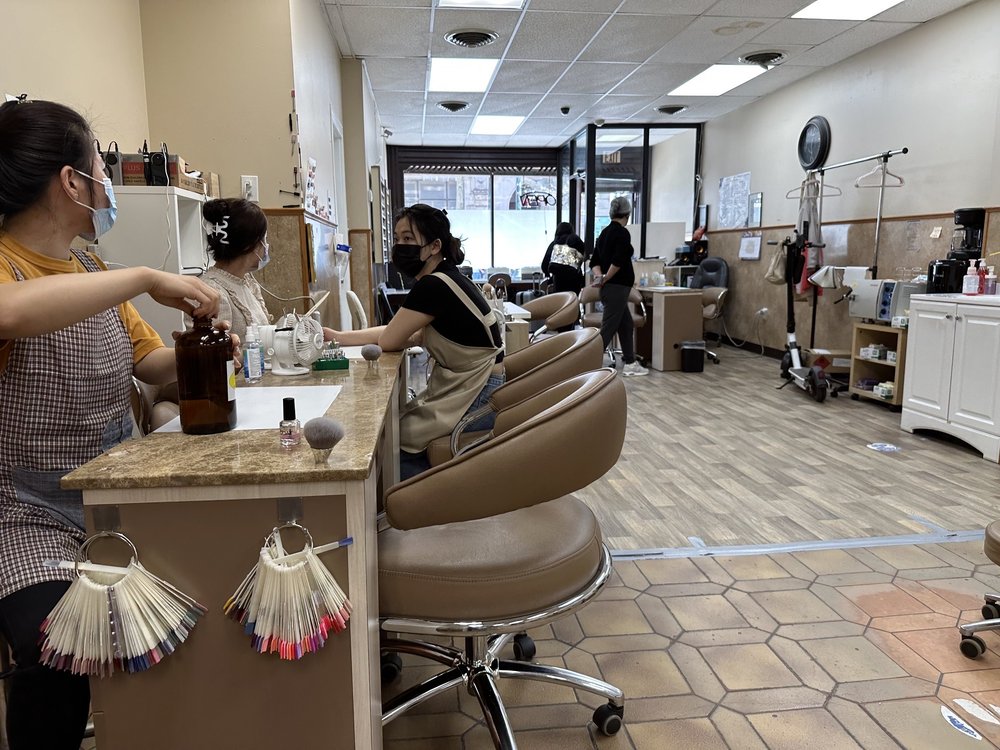 ELAINE NAILS & SPA - 382 Photos & 73 Reviews - 10 S 10th St ...