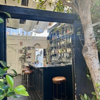 Wormwood - The adorable secret garden alcove off the outdoor patio - French Near Me - San Diego, California Wormwood - The adorable secret garden alcove off the outdoor patio - French Near Me - San Diego, California