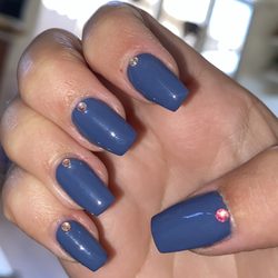 Lux Nails & Spa - uneven gem stones