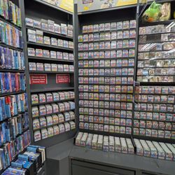Bookoff - Costa Mesa - Pokemon cards