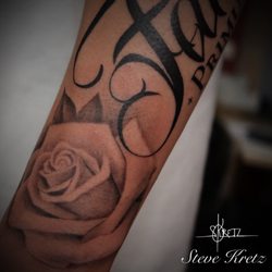 The Black Ohm Tattoo Shop - Lettering by Steve Kretz