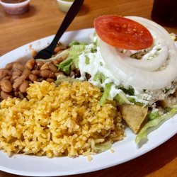 El Mero Mero - Golden Taquitos in a Combination. These are perfection.