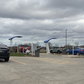 Culver's - Two drive-thru lanes on the east, next to most of the 55 parking spots - Fast Food Near Me - Chesterton, Indiana