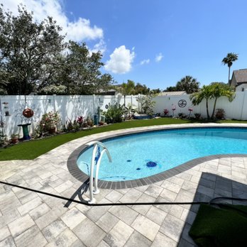 1. Artificial Grass Experts