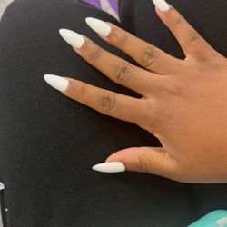 Highscale Nails Bar - Gel-X full set white nails