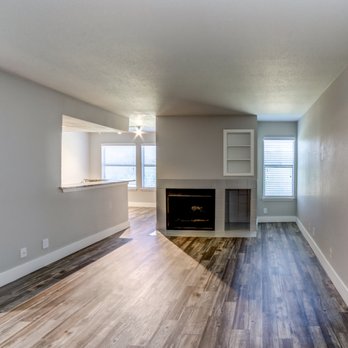 Waterside Apartments - Living Room - Apartments Near Me - Tulsa, Oklahoma