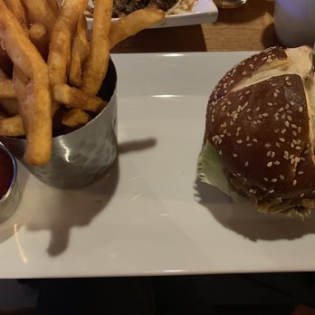 Taphouse 15 - Vegan impossible burger - Bars Near Me - Jefferson, New Jersey Taphouse 15 - Vegan impossible burger - Bars Near Me - Jefferson, New Jersey