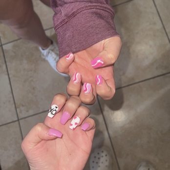 Deluxe Nails & Spa - Nail Salons Near Me - Granbury, Texas Deluxe Nails & Spa - Nail Salons Near Me - Granbury, Texas