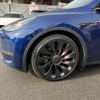 Edgewater Motors - Tires Near Me - Edgewater, New Jersey